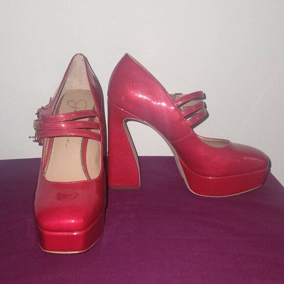 This is a Jessica Simpson Darena patent Mary Jane platform pump in richest Red - Picture 3 of 8